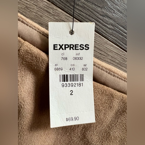 NWT BRAND NEW! Express Native American style skirt, size 2. - Picture 4 of 4